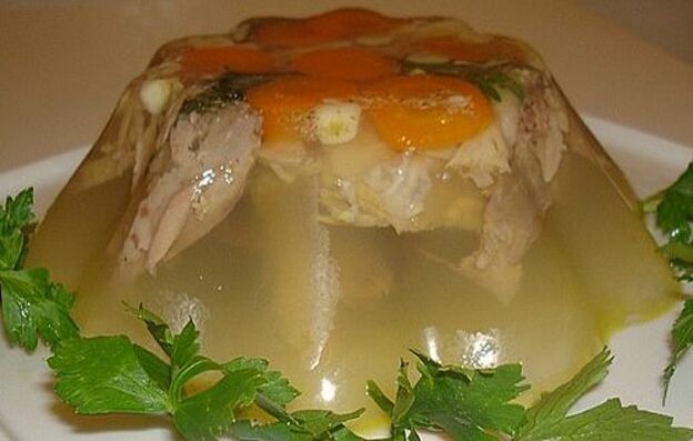 People with arthritis should include aspic containing gelatin in their diet
